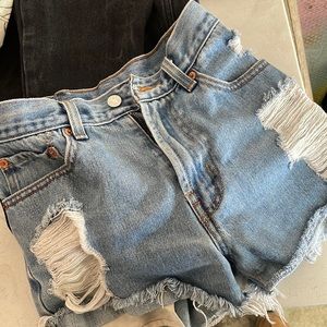 levi’s shorts THRASHER 12th tribe